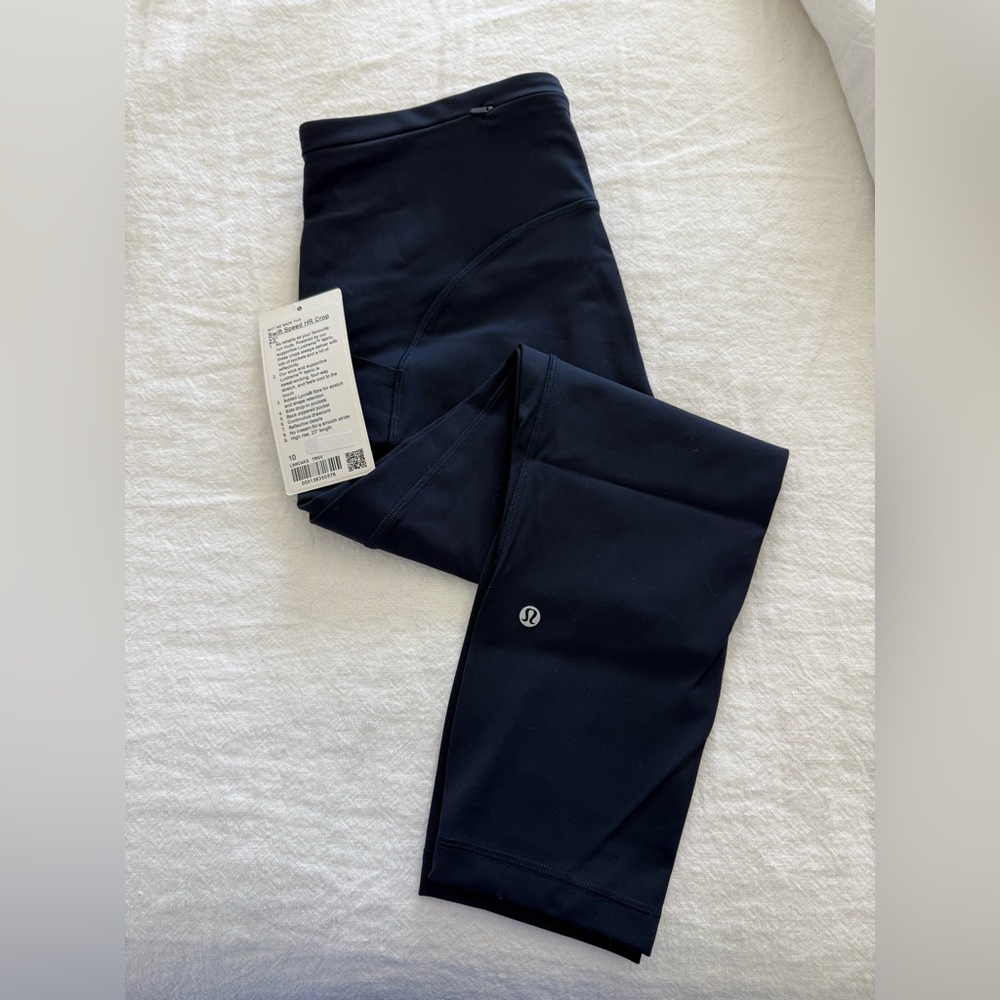 lululemon athletica Swift Speed HR Crop - 23”